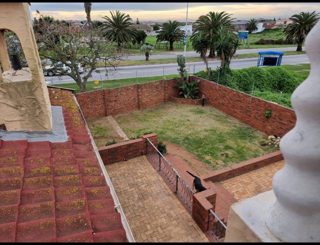 8,945M² VACANT LAND FOR SALE IN BLUEWATER BAY